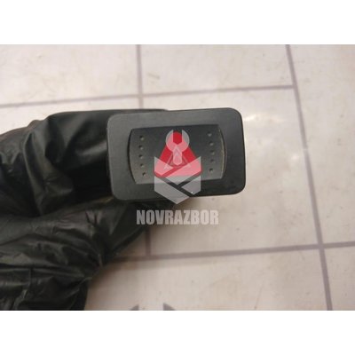 Кнопка аварийной сигнализации VW Golf 4 Bora 97-05