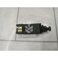 Датчик включения стопсигнала VW Golf 4 Bora 97-05