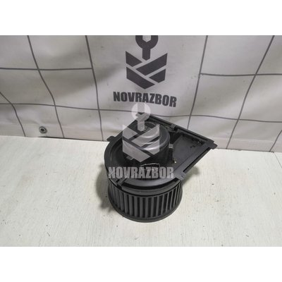Моторчик печки VW Golf 4 Bora 97-05