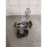 Кронштейн задней балки VW Golf 4 Bora 97-05