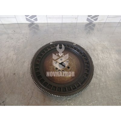 Маховик Ford Focus 2 05-08 Маховик Ford Focus 2 05-08