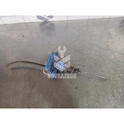 Активатор замка двери Audi 80 90 B3 86-91 Активатор замка двери Audi 80 90 B3 86-91