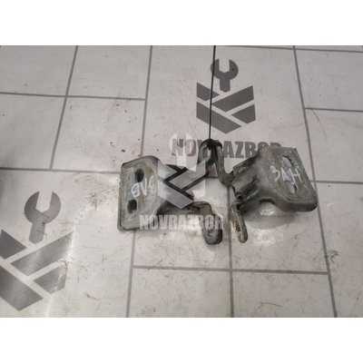 Петля двери Renault Logan 2005-2014