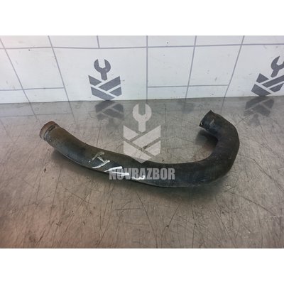 Патрубок радиатора Audi 80 90 B3 86-91 Патрубок радиатора Audi 80 90 B3 86-91