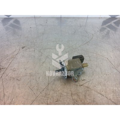 Клапан электромагнитный Audi A6 (C4) 1994-1997 Клапан электромагнитный Audi A6 (C4) 1994-1997