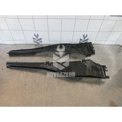 Решетка стеклоочистителя Renault Logan 2005-2014 Решетка стеклоочистителя Renault Logan 2005-2014