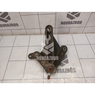 Кронштейн КПП левый Renault Logan 2005-2014 Кронштейн КПП левый Renault Logan 2005-2014