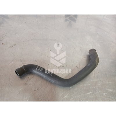 Патрубок отопителя Audi 80 90 B3 86-91 Патрубок отопителя Audi 80 90 B3 86-91