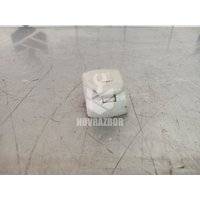 Крючок солнцезащитного козырька Ford Focus 2 05-08