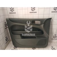 Обшивка двери комплект Ford Focus 2 05-08