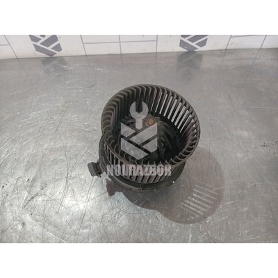 Моторчик печки Renault Logan 2005-2014