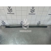 Накладка стекла переднего правого Ford Focus 2 05-08