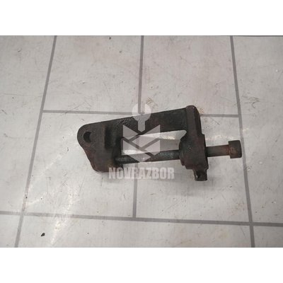 Кронштейн генератора Audi 100 C4 91-94