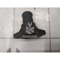 Фланец двигателя системы охлаждения VW Golf 2 Jetta 2 83-92