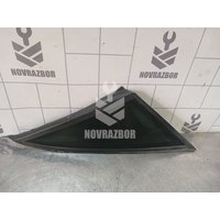 Стекло кузовное глухое правое Audi A6 (C4) 1994-1997