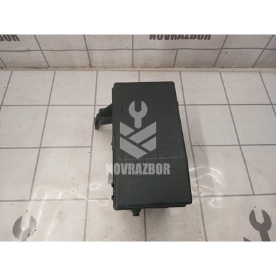 Корпус блока предохранителей Opel Vectra B 1999-2002