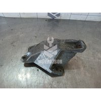 Кронштейн опоры двигателя VW Passat B5 96-00