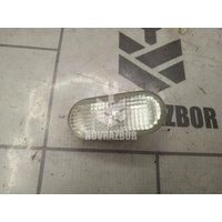 Повторитель на крыло белый VW Passat B5 96-00