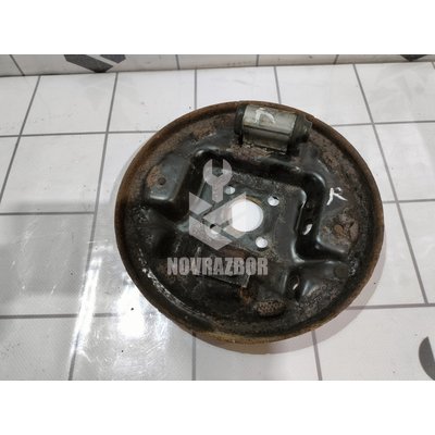 Щит опорный задний правый Renault Clio 3 2005-2012 Щит опорный задний правый Renault Clio 3 2005-2012