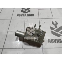 Петля двери задней левой нижняя Renault Clio 3  2005-2012