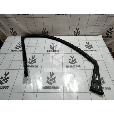 Уплотнитель стекла двери Renault Clio 3 2005-2012 Уплотнитель стекла двери Renault Clio 3 2005-2012