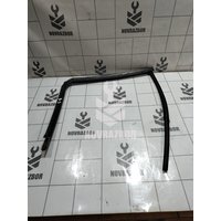 Уплотнитель стекла двери Renault Clio 3 2005-2012