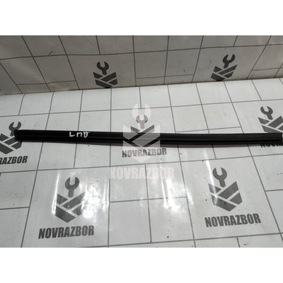 Молдинг стекла Renault Clio 3 2005-2012 Молдинг стекла Renault Clio 3 2005-2012