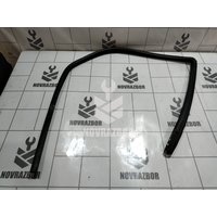 Уплотнитель стекла двери Fiat Albea 2003 +