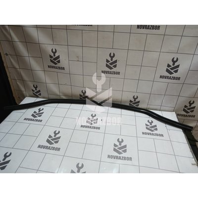 Уплотнитель капота LADA VESTA 15-19