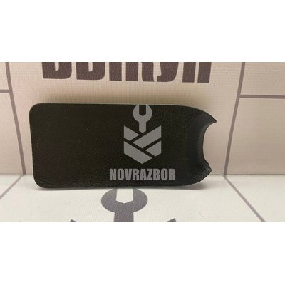 Накладка (кузов внутри) LADA VESTA 15-19