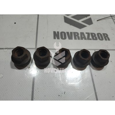 Гайка ступицы Ford Transit 06-13