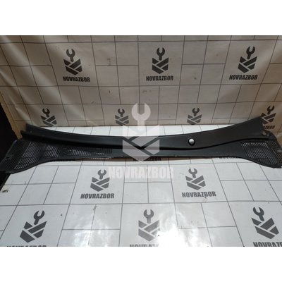 Решетка стеклоочистителя Renault Clio 3  2005-2012