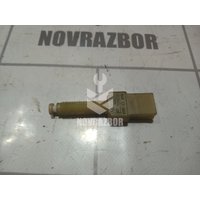 Датчик включения стопсигнала VW Passat B5 96-00