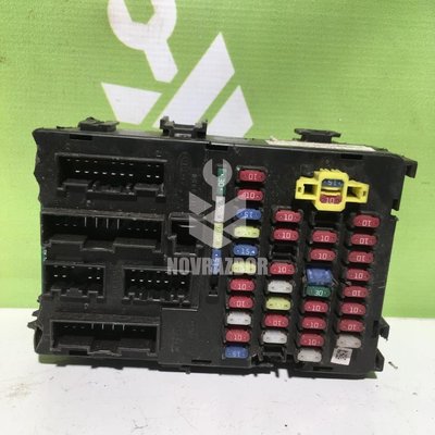 Блок предохранителей Kia RIO 2 2005-2011
