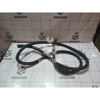 Уплотнитель двери Ford Focus 1 1998-2004