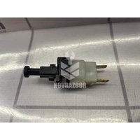 Датчик включения стопсигнала Chevrolet Aveo T200 03-08