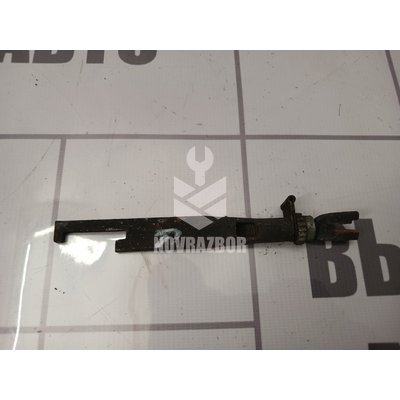 Планка разводки колодок правая Renault Logan 2005-2014