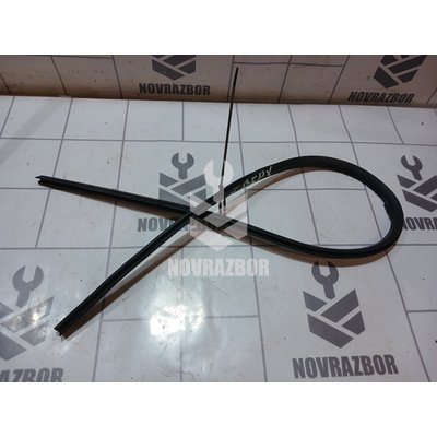 Молдинг лобового стекла Renault Logan 2005-2014 Молдинг лобового стекла Renault Logan 2005-2014