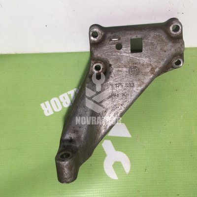 Кронштейн двигателя левый BMW 5-серия E28 81-87 Кронштейн двигателя левый BMW 5-серия E28 81-87