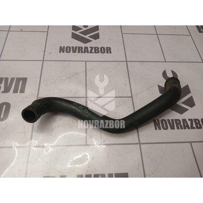 Патрубок отопителя Audi 80 90 B3 86-91 Патрубок отопителя Audi 80 90 B3 86-91