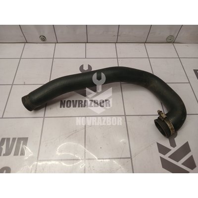 Патрубок радиатора Audi 80  90  B3  86-91
