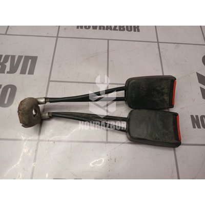 Ответная часть ремня безопасности Audi 80 90 B3 86-91 Ответная часть ремня безопасности Audi 80 90 B3 86-91
