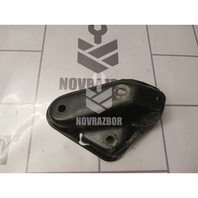 Кронштейн двигателя левый Audi 80  90  B3  86-91