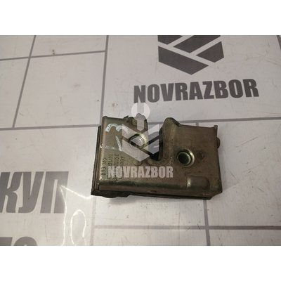 Замок двери задней левой Audi 80 90 B3 86-91 Замок двери задней левой Audi 80 90 B3 86-91