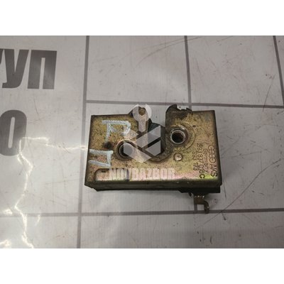 Замок двери передней правой Audi 80 90 B3 86-91 Замок двери передней правой Audi 80 90 B3 86-91