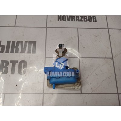 Активатор замка двери Audi 80 90 B3 86-91 Активатор замка двери Audi 80 90 B3 86-91