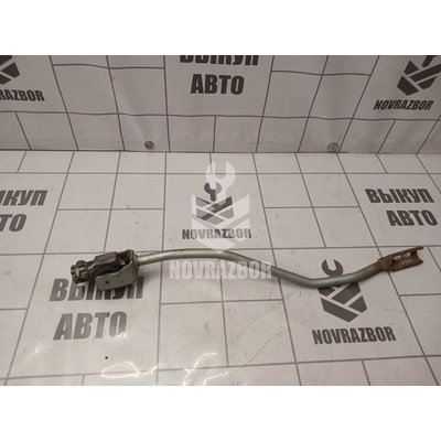 Кронштейн тяги МКПП Audi 80 90 B3 86-91 Кронштейн тяги МКПП Audi 80 90 B3 86-91