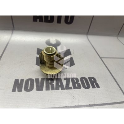 Патрон указателя поворота Audi 80 90 B3 86-91 Патрон указателя поворота Audi 80 90 B3 86-91