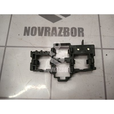 Кронштейн (сопут. товар) Audi A6 (C4) 1994-1997 Кронштейн (сопут. товар) Audi A6 (C4) 1994-1997