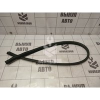 Уплотнитель капота Ford Focus 2 05-08